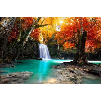 Vliesové fototapety lesný vodopád rozmer 375 cm x 250 cm